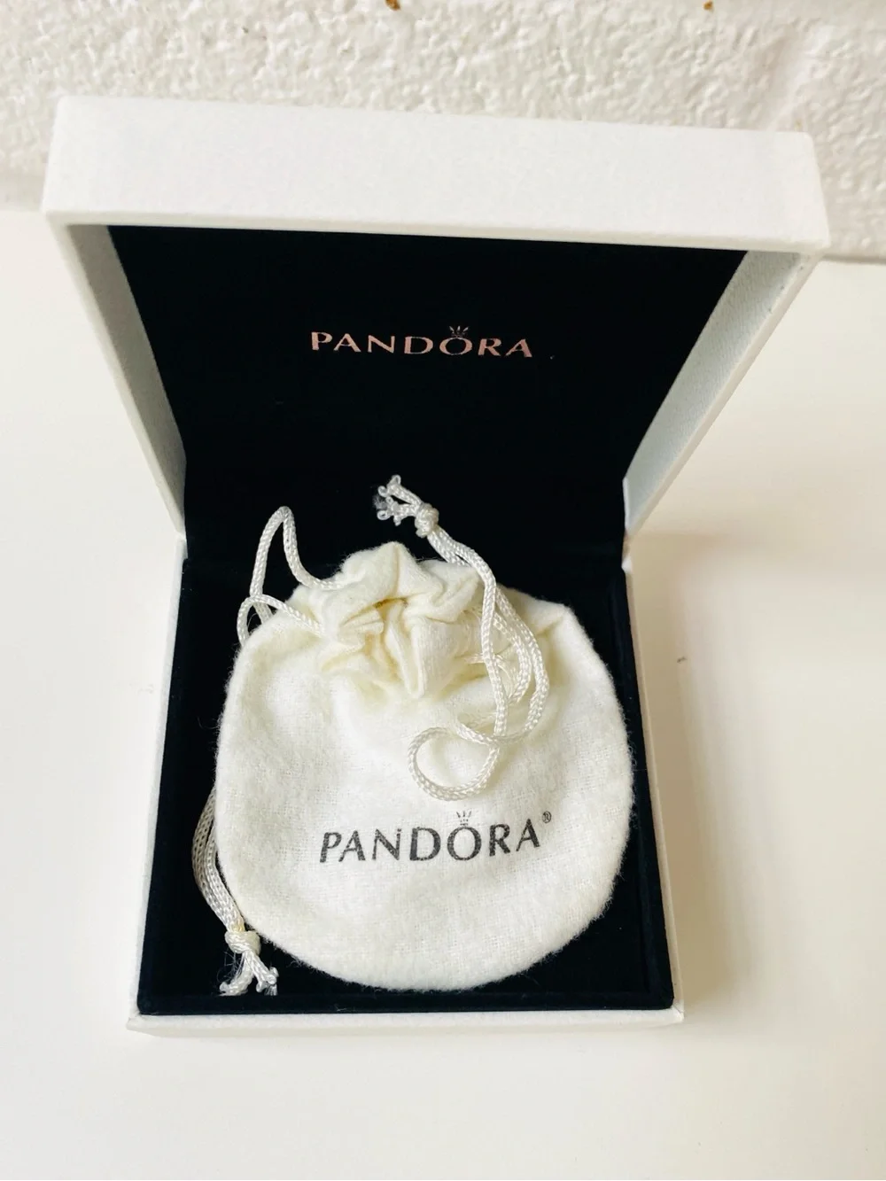 Empty Pandora Cream Jewelry Drawstring Pouch with Gift Box